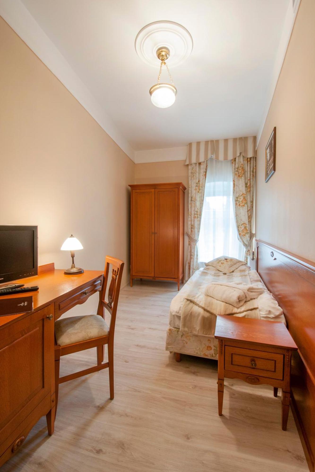 Zdroj Wojciech Aparthotel Lądek-Zdrój Kültér fotó
