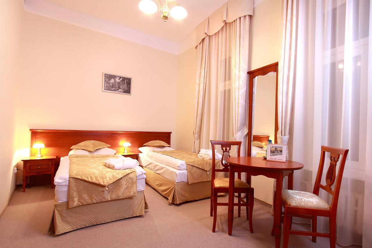 Zdroj Wojciech Aparthotel Lądek-Zdrój Kültér fotó
