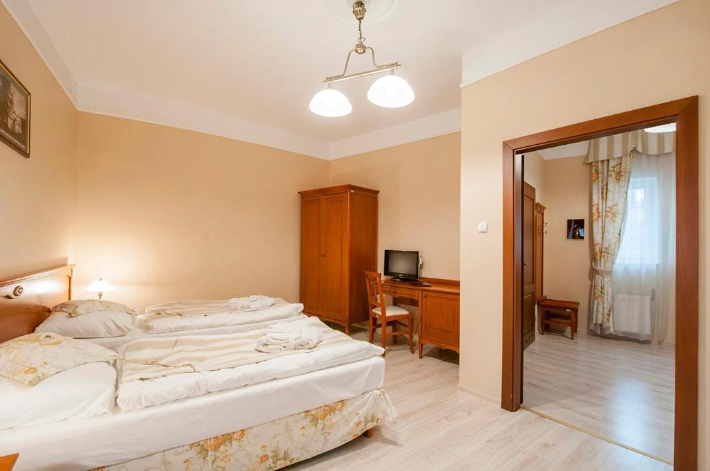 Zdroj Wojciech Aparthotel Lądek-Zdrój Kültér fotó