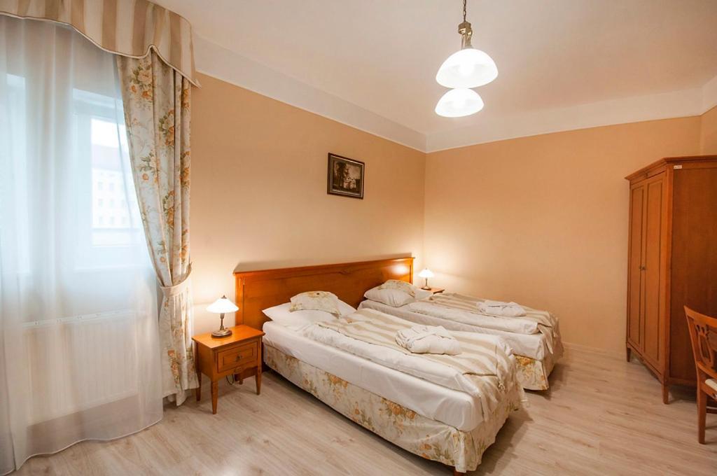 Zdroj Wojciech Aparthotel Lądek-Zdrój Kültér fotó